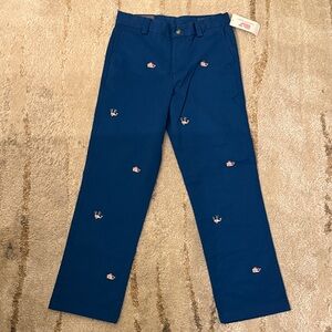 NWT Vineyard Vines Boys Holiday Whale Embroidered Prussian Blue Breakers Pant